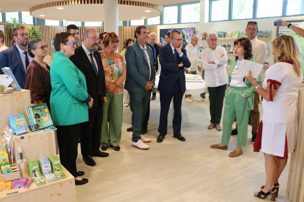 visite maison tourisme mobilités officiels